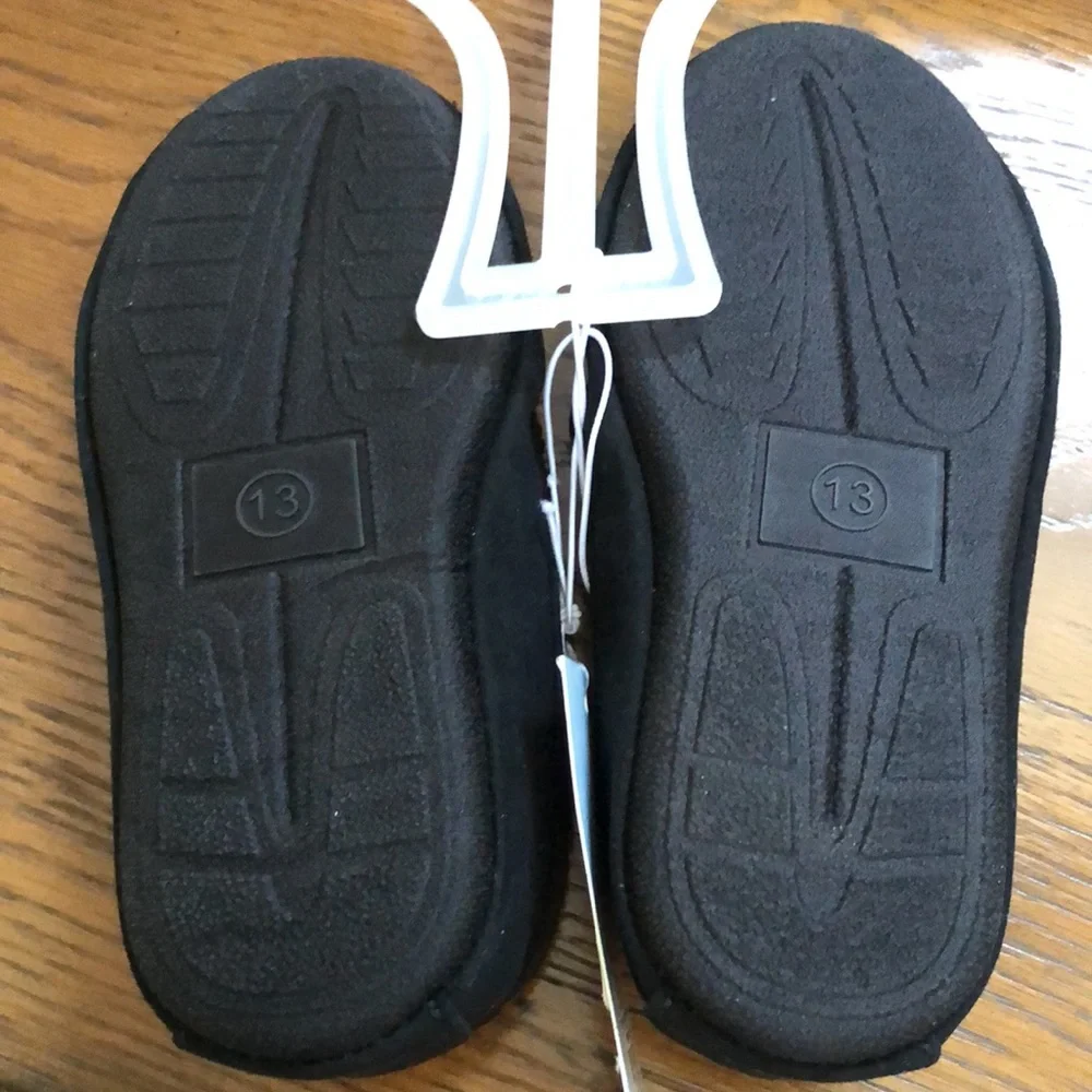 New Boy’s Lionel Moccasins. Size 13. Black. Cushioned foot bed.
